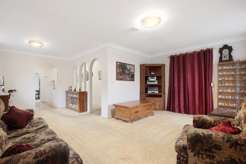 Photo - 347 Lawrence Street, West Wodonga VIC 3690 - Image 2