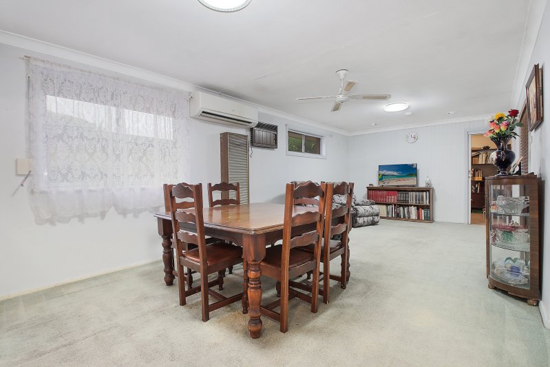 Photo - 347 Lawrence Street, West Wodonga VIC 3690 - Image 4