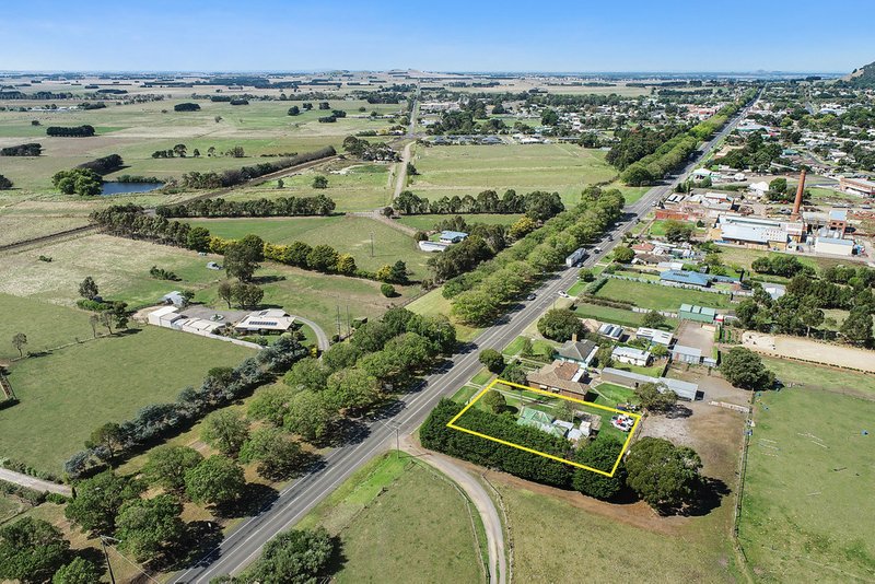 Photo - 347 Manifold Street, Camperdown VIC 3260 - Image 2