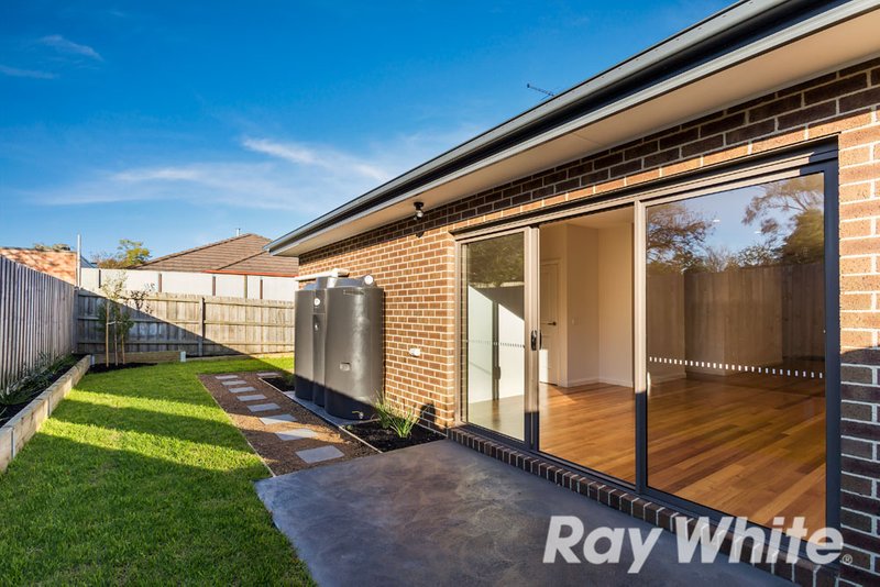 Photo - 3/47 Strathallan Road, Macleod VIC 3085 - Image 5