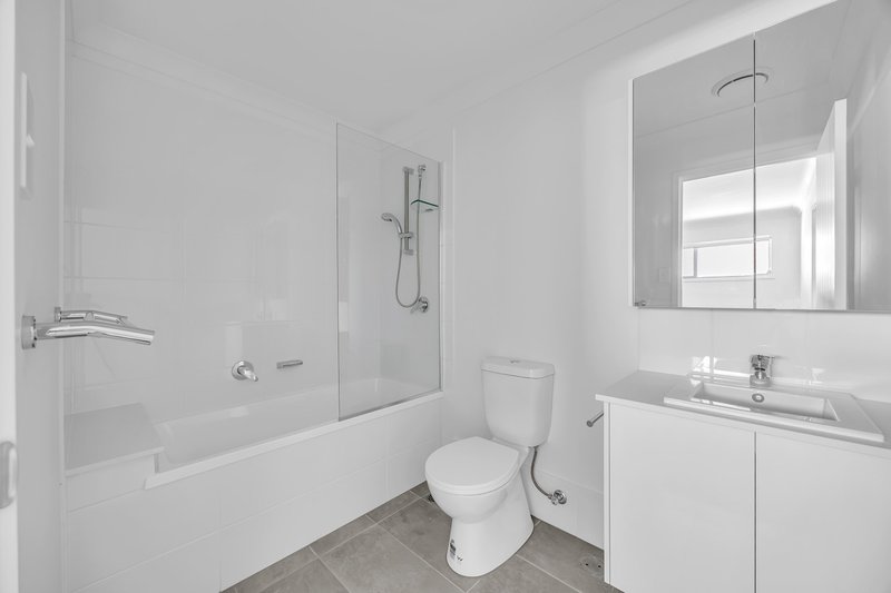 Photo - 3/47 Urbana Boulevard, Coomera QLD 4209 - Image 7