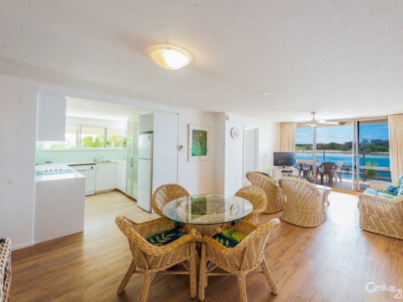 Photo - 3/48-50 Duporth Avenue, Maroochydore QLD 4558 - Image 3