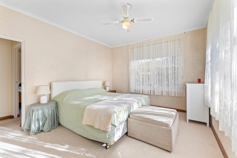 Photo - 348 Bobbin Head Road, Turramurra NSW 2074 - Image 11