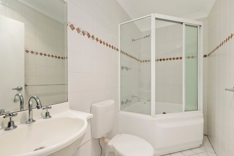 Photo - 34/8 Koorala Street, Manly Vale NSW 2093 - Image 5