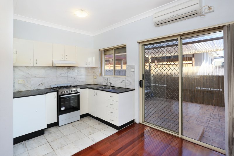 Photo - 3/48 Livingstone Road, Lidcombe NSW 2141 - Image 2