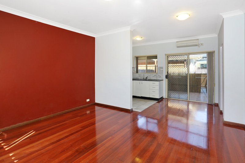 Photo - 3/48 Livingstone Road, Lidcombe NSW 2141 - Image 3