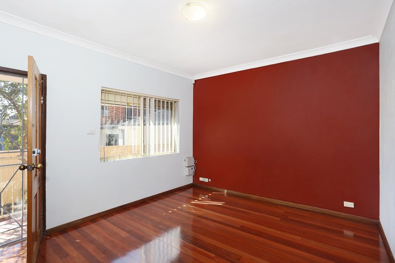 Photo - 3/48 Livingstone Road, Lidcombe NSW 2141 - Image 5