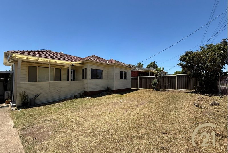 Photo - 348 Polding Street, Smithfield NSW 2164 - Image 8