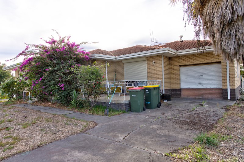 Photo - 348 Sydney Road, Gnangara WA 6077 - Image 1