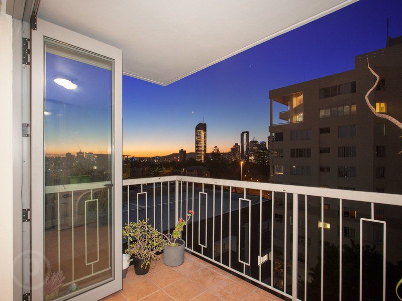 Photo - 34/83 Oconnell Street, Kangaroo Point QLD 4169 - Image 4