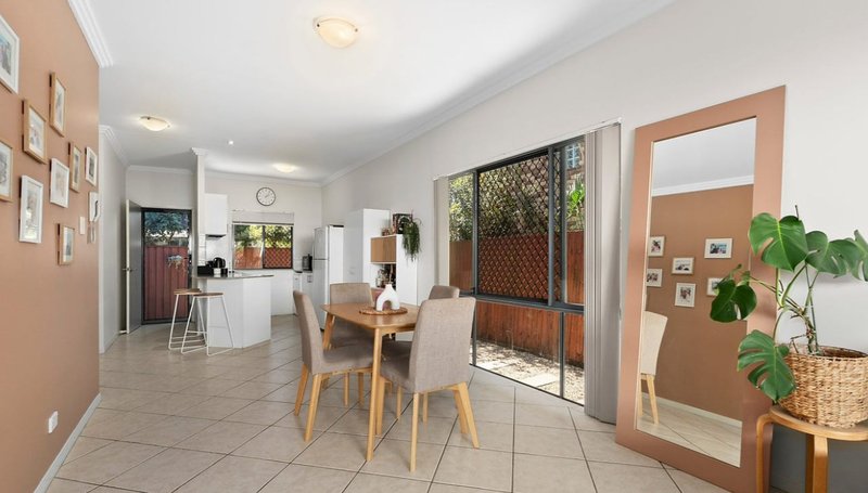 Photo - 3/49 Bilyana Street, Balmoral QLD 4171 - Image 2