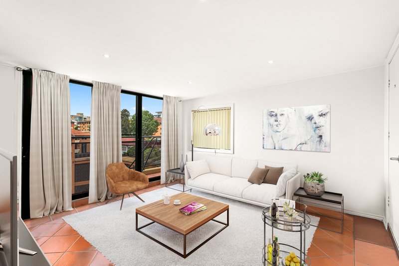 Photo - 3/49 Bourke Street, North Wollongong NSW 2500 - Image 6