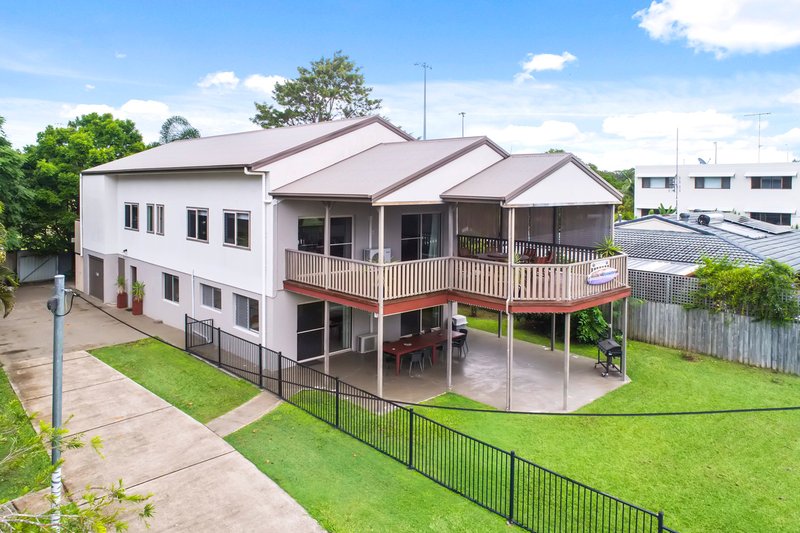 Photo - 349 Bradman Avenue, Maroochydore QLD 4558 - Image 22