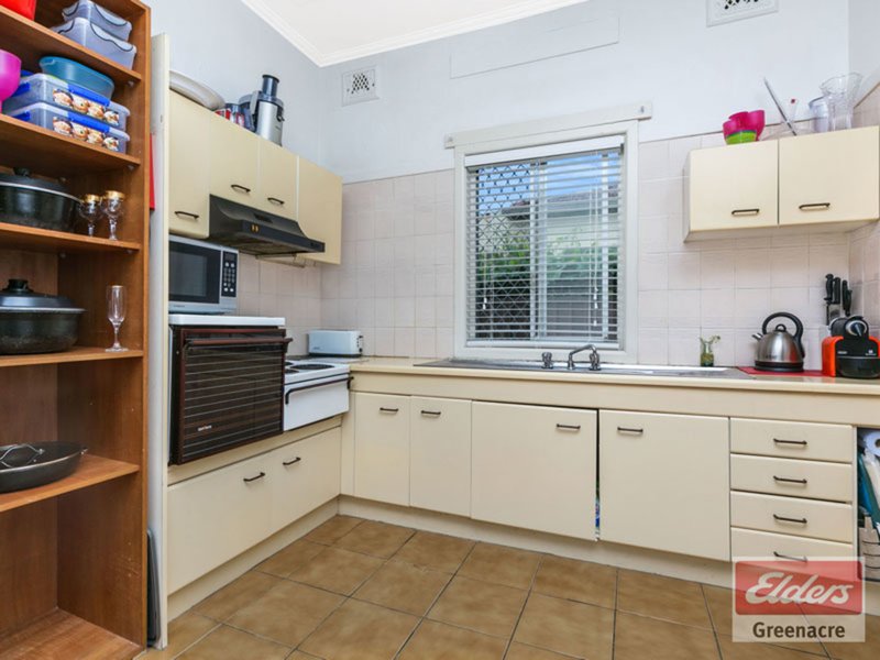 Photo - 349 Roberts Road, Greenacre NSW 2190 - Image 5