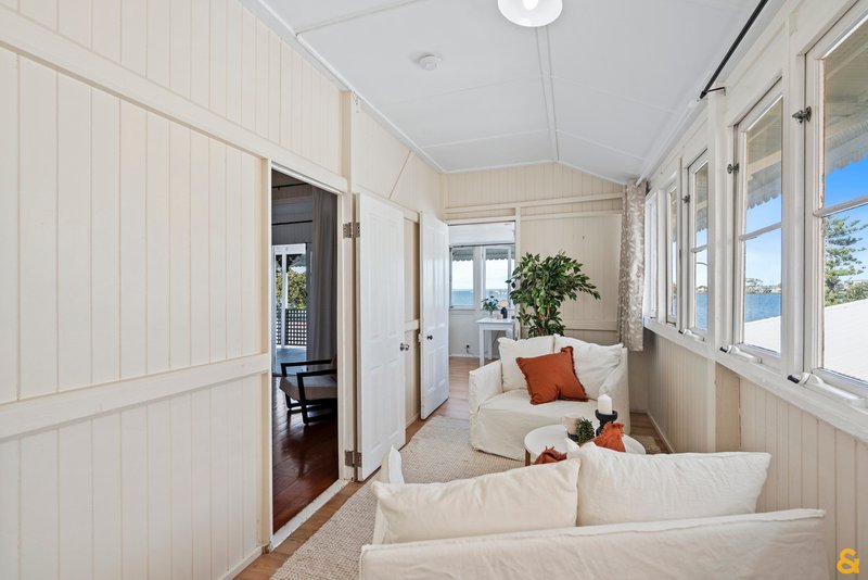 Photo - 349 Upper Esplanade, Manly QLD 4179 - Image 8