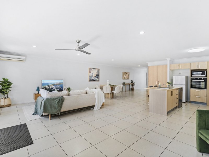 Photo - 3/49 Usher Avenue, Labrador QLD 4215 - Image 7