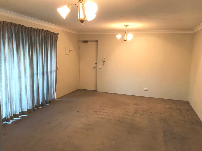 Photo - 3/497 Creek Road, Mount Gravatt QLD 4122 - Image 3