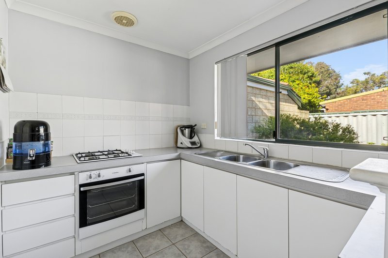 Photo - 3/499 Karrinyup Road, Innaloo WA 6018 - Image 4