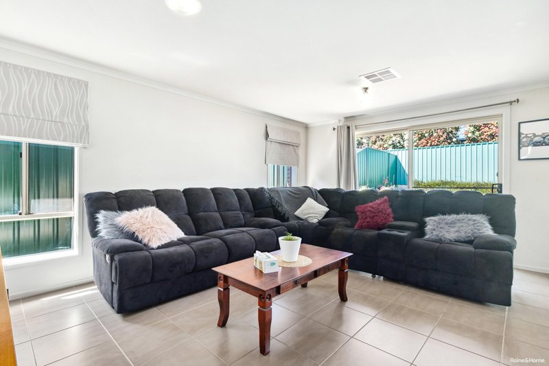 Photo - 34A Bentley Road, Blakeview SA 5114 - Image 4