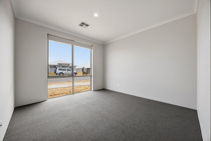 Photo - 34A Golden Bay Drive, Golden Bay WA 6174 - Image 8