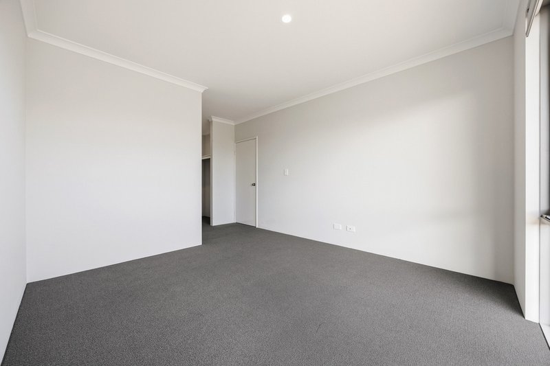 Photo - 34A Golden Bay Drive, Golden Bay WA 6174 - Image 9
