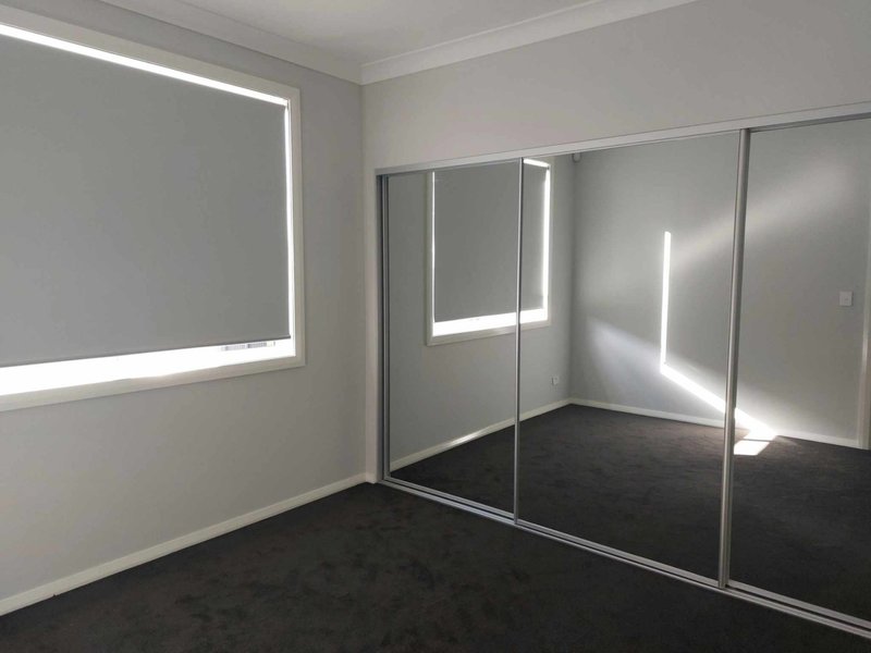 Photo - 34A Illyria Street, Rosemeadow NSW 2560 - Image 5