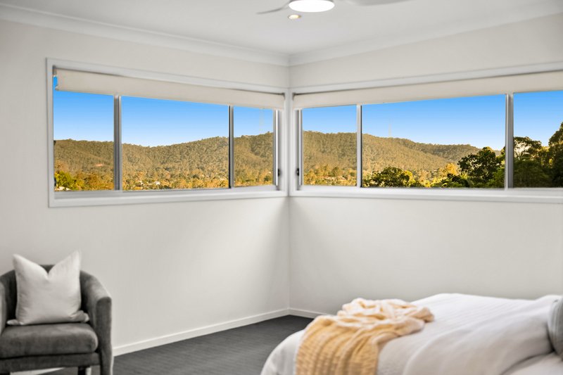 Photo - 34a Kimruska Place, The Gap QLD 4061 - Image 12