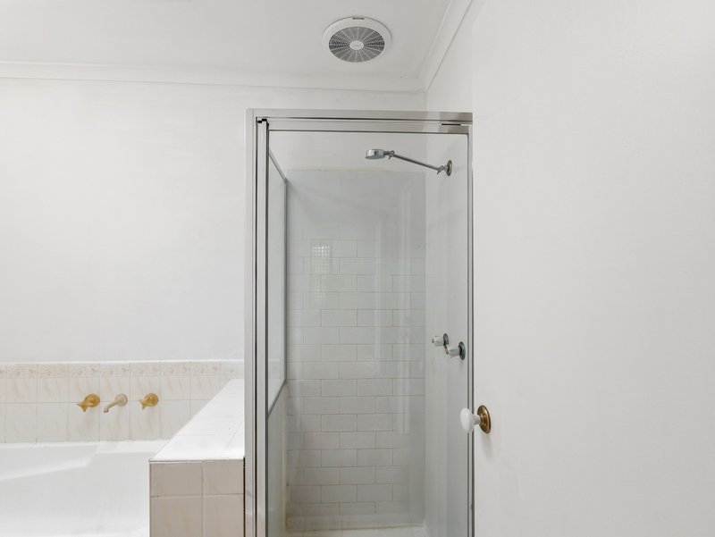 Photo - 34A Paringa Boulevard, Meadow Heights VIC 3048 - Image 11