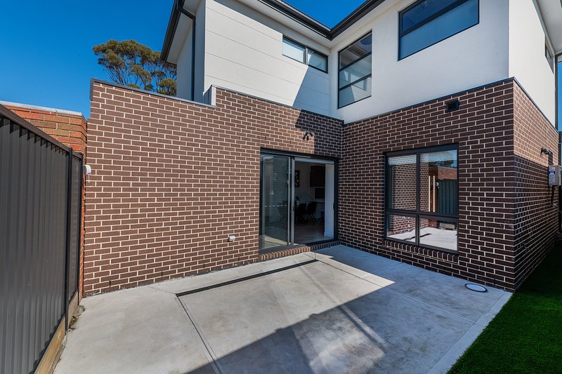 Photo - 34B Davanzo Avenue, Clarinda VIC 3169 - Image 14