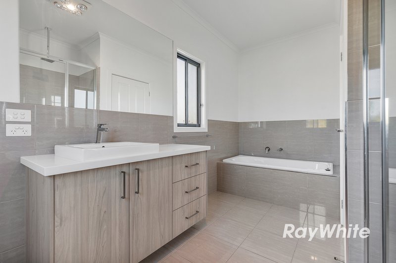 Photo - 34B Porter Street, Moama NSW 2731 - Image 11