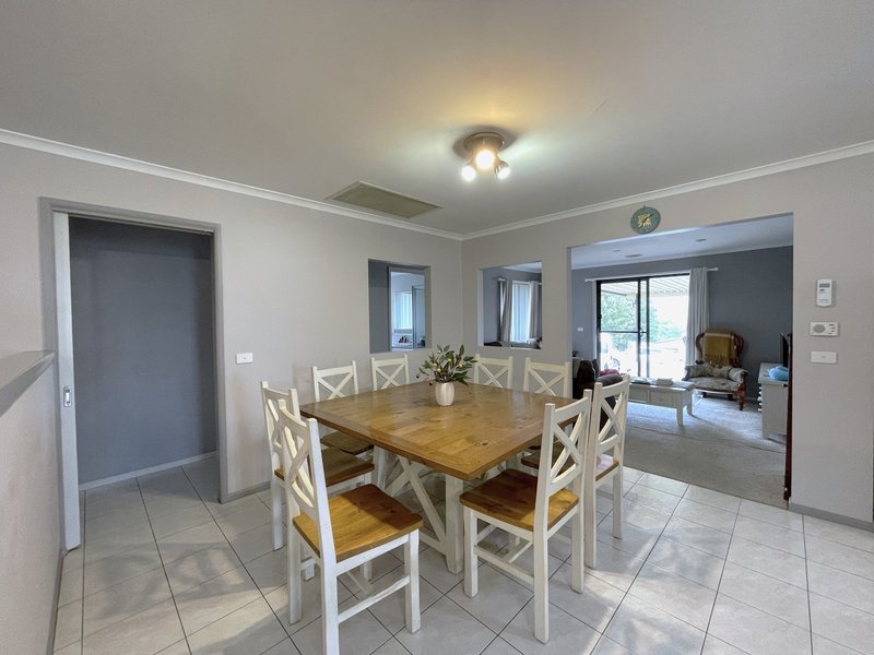 Photo - 35-37 Eagle Street, Gundagai NSW 2722 - Image 4