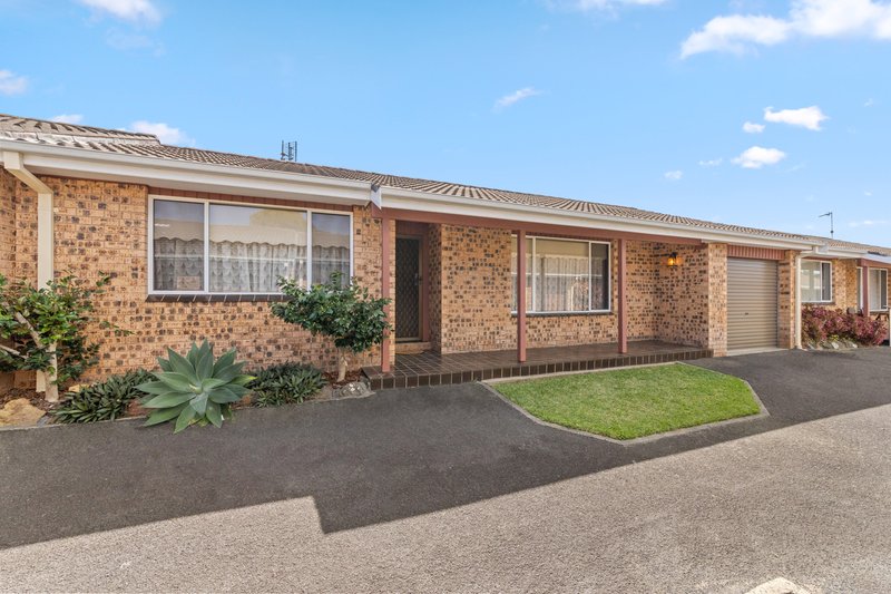 Photo - 3/5-7 Gascoigne Road, Gorokan NSW 2263 - Image 1