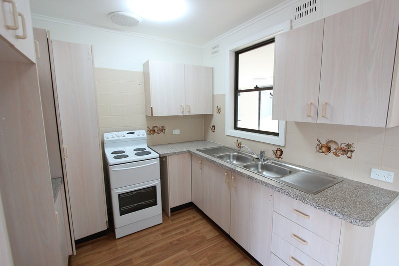 Photo - 35 Aberdeen Road, Busby NSW 2168 - Image 2