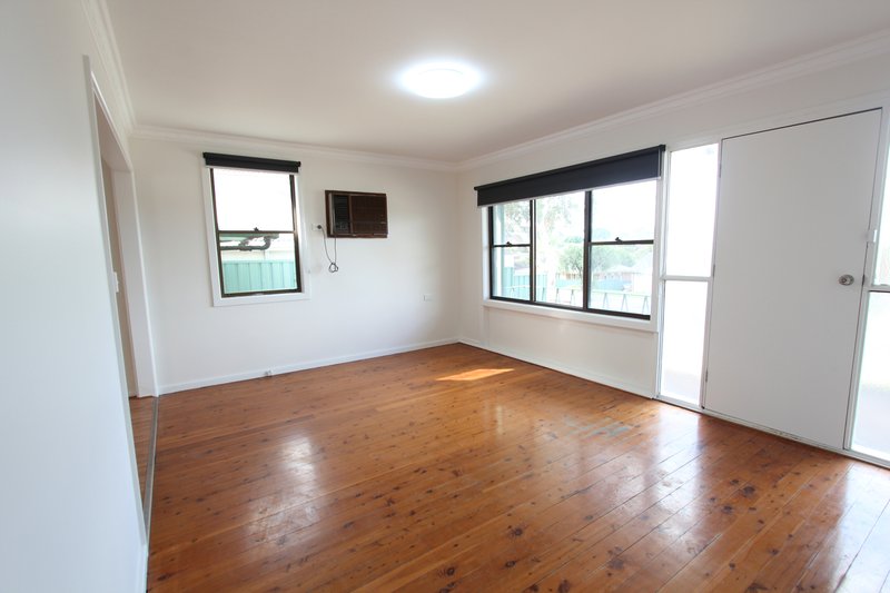 Photo - 35 Aberdeen Road, Busby NSW 2168 - Image 4
