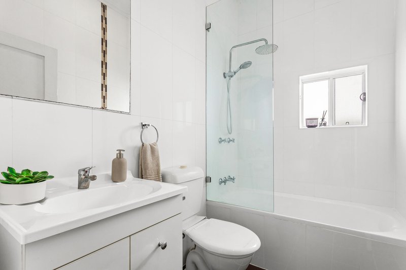 Photo - 35 Albert Street, Bexley NSW 2207 - Image 9