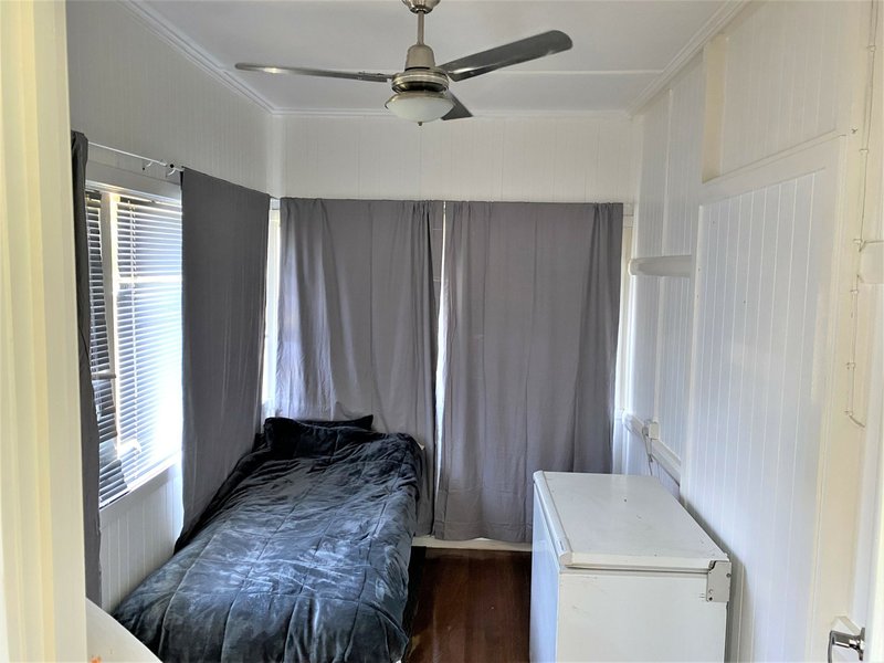 Photo - 35 Albert Street, Kingaroy QLD 4610 - Image 9