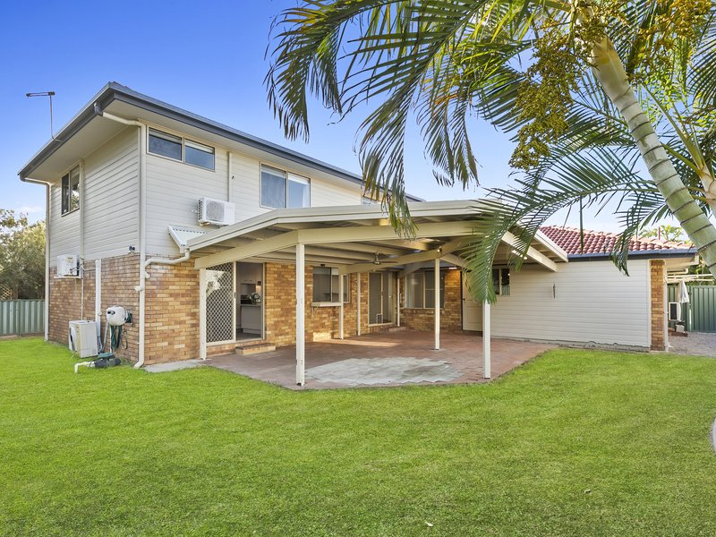 Photo - 35 Allamanda Drive, Bongaree QLD 4507 - Image 21