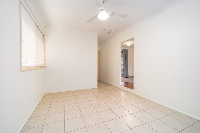 Photo - 35 Allingham Street, Kuraby QLD 4112 - Image 10