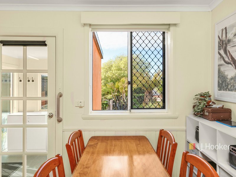 Photo - 35 Amherst Street, West Ulverstone TAS 7315 - Image 6