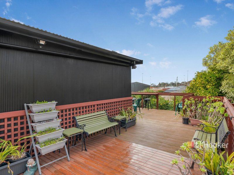 Photo - 35 Amherst Street, West Ulverstone TAS 7315 - Image 16