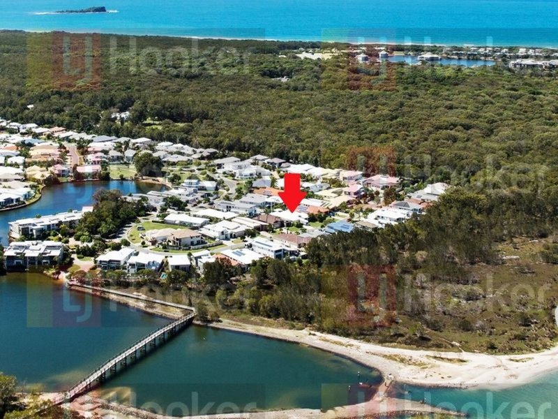 Photo - 35 Anchorage Circuit, Twin Waters QLD 4564 - Image 18