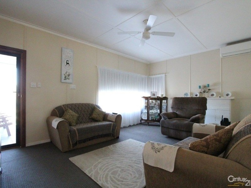 Photo - 35 Anderson Avenue, Liverpool NSW 2170 - Image 2