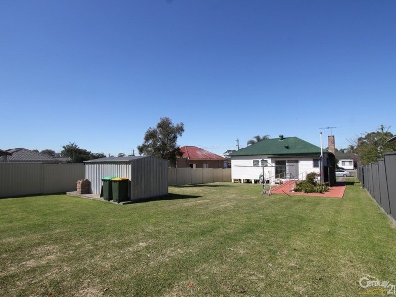 Photo - 35 Anderson Avenue, Liverpool NSW 2170 - Image 7