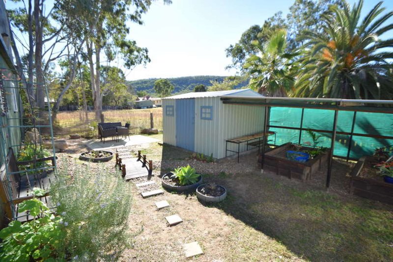 Photo - 35 Ann Street, Esk QLD 4312 - Image 3