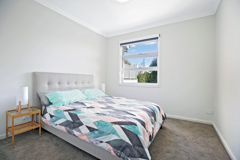 Photo - 35 Aspect Crescent, Glenmore Park NSW 2745 - Image 7