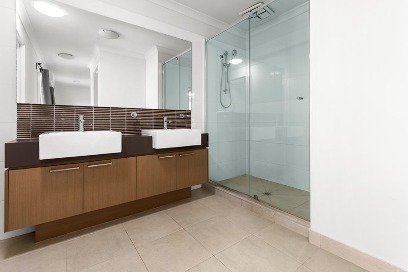 Photo - 35 Attunga Grove, Werribee VIC 3030 - Image 7