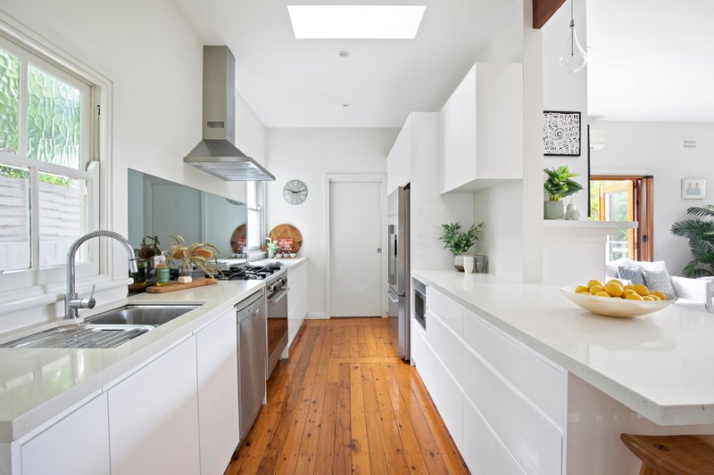 Photo - 35 Austral Avenue, North Manly NSW 2100 - Image 5