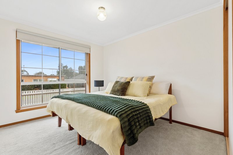 Photo - 35 Bakewell Street, Herne Hill VIC 3218 - Image 3