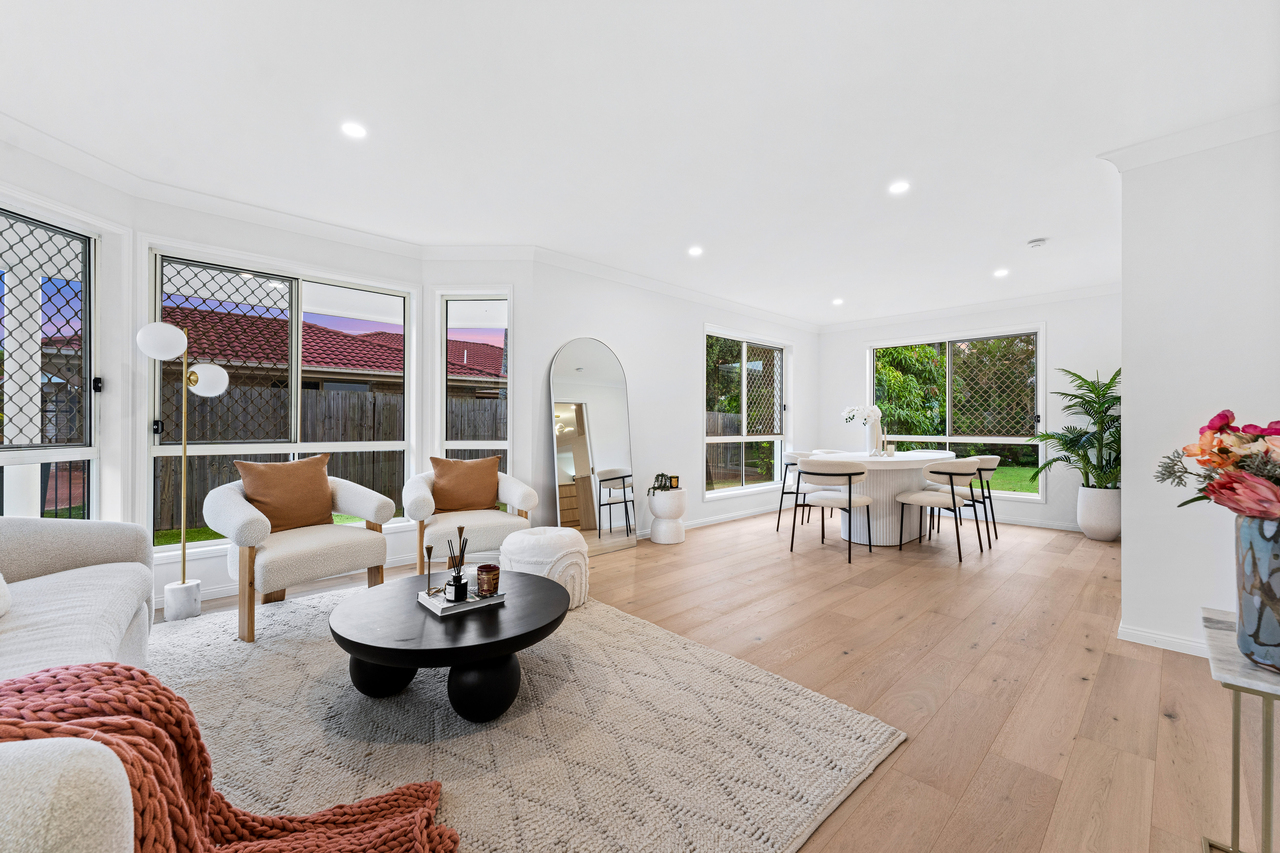 35 Balmoral Street, Kuraby, QLD 4112 - Image 2