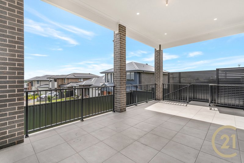 Photo - 35 Batavia Avenue, Leppington NSW 2179 - Image 14